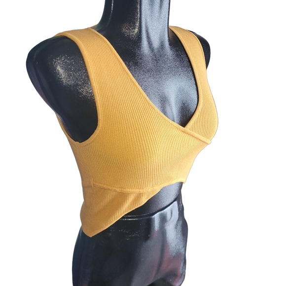 Love Tree Dark Yellow Sleeveless Crop Top S - Picture 2 of 6